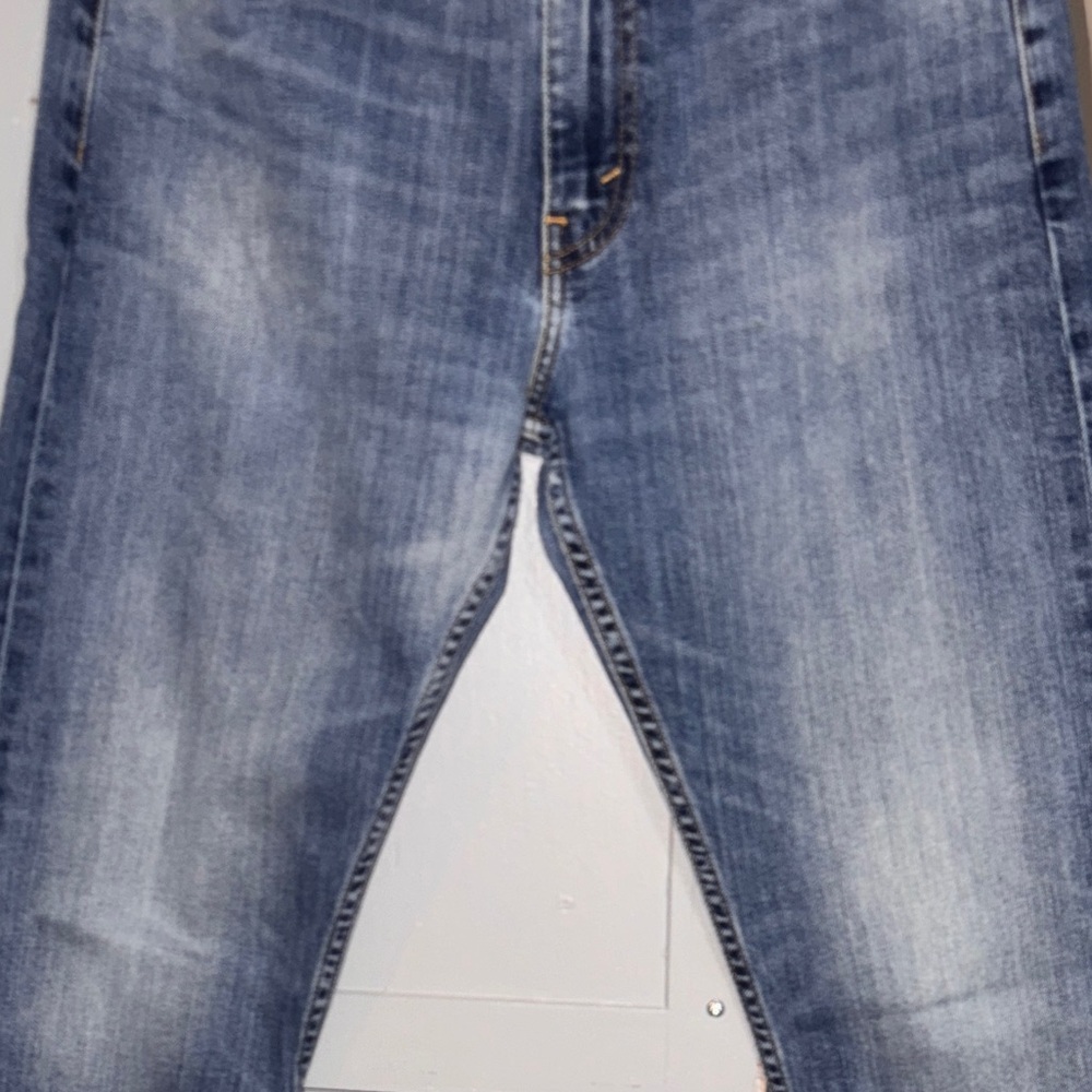 Levi's Men's Denim Blue Straight Jeans - Picture 9 of 9